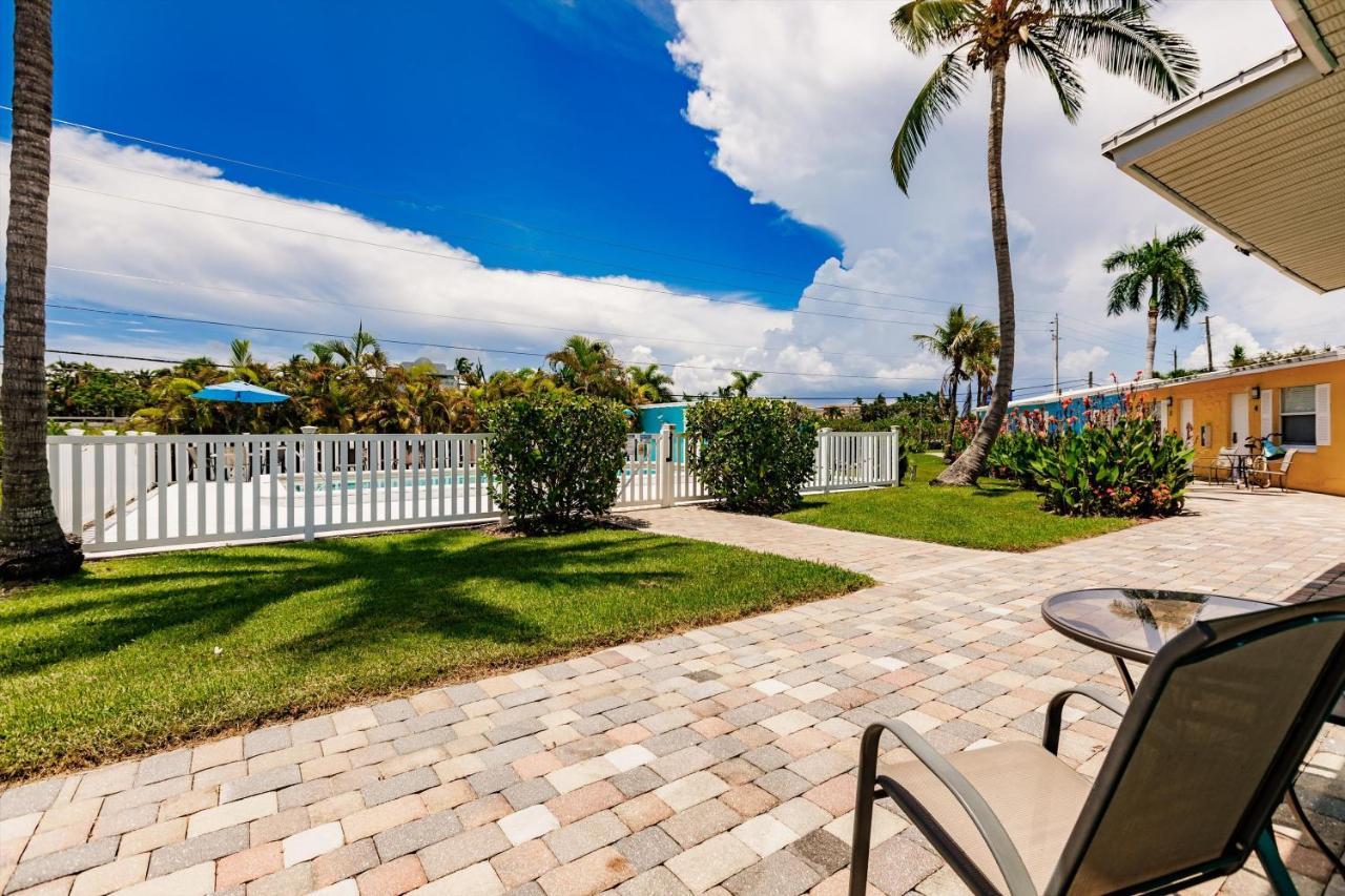 Poolfront Cottage Near Beach With Full Kitchen! Fort Myers Buitenkant foto